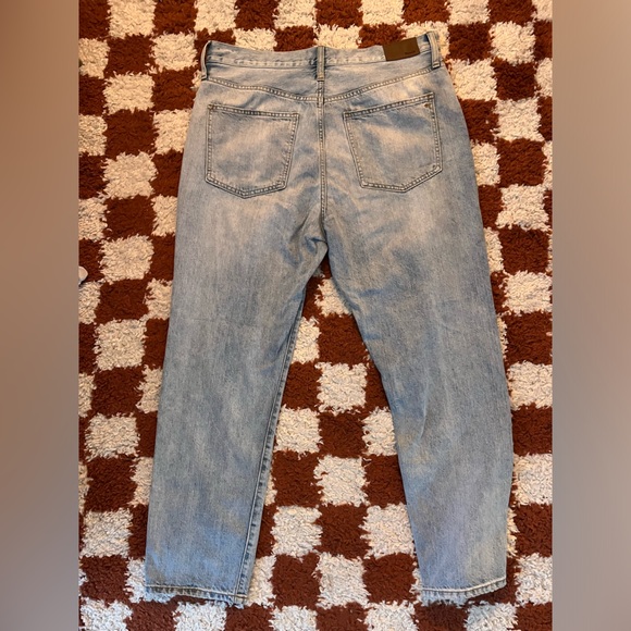 Size 32, straight leg, never worn out, Madewell jeans - Picture 3 of 7